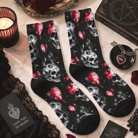 Chaussette Crânes gothiques et cœurs rouges Saint-Valentin so