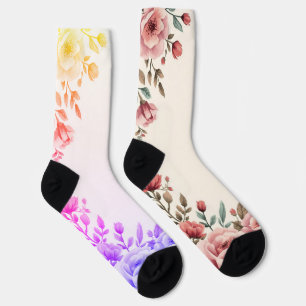 Chaussette De belles fleurs de mariage sur une paire de chaus