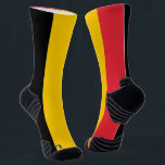 Chaussette Écran sportif avec drapeau de Belgique<br><div class="desc">Améliorez votre jeu sportif avec nos chaussettes sportives dynamiques avec le drapeau de la Belgique ! Conçues pour le confort et la performance, ces chaussettes sont plus qu'un simple vêtement de sport : elles sont une célébration du riche patrimoine culturel et de la fierté nationale de la Belgique. Le design...</div>