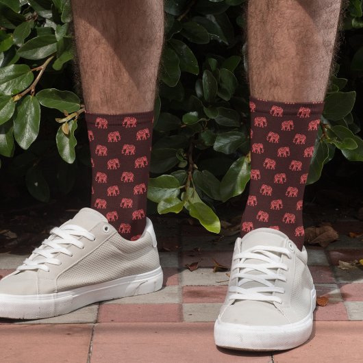 Chaussette Eléphants en rouge habillés (dans le noir)