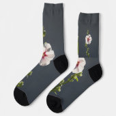 Chaussette Fleur rose feuilles vert pâle sur gris foncé (Gauche)