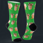 Chaussette Green Funny Custom 2 Face Photo Papa<br><div class="desc">Drôle chaussettes d'équipe photo vert 2 visage personnalisées pour les papas. Pour utiliser une découpe du visage de votre fils ou de votre fille comme dans l'exemple, l'arrière - plan doit être transparent et le fichier format un png. Vous pouvez télécharger n'importe quelle application mobile ou informatique, ou utiliser le...</div>