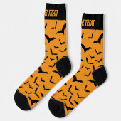 Chaussette Halloween chauves-souris orange et noir texte pers (Gauche)
