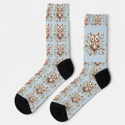 Chaussette Hibou Patchwork dans Paysage Féerique de la Forêt (Gauche)