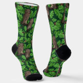 Chaussette Hiboux dans la forêt sur fond vert foncé (Angulaire)