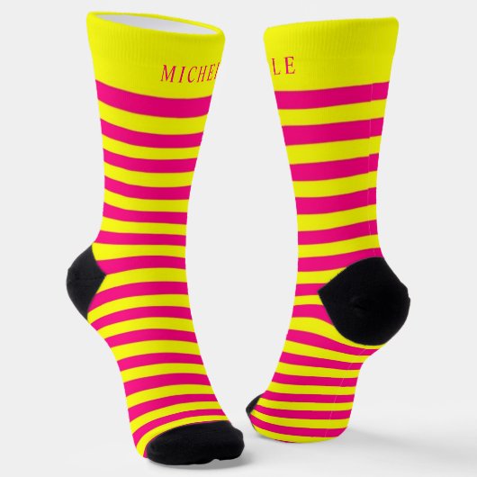 Chaussette Lignes horizontales roses jaunes triées Nom person (Angulaire)