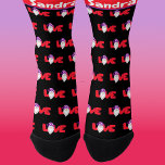 Chaussette Love gnome noir et Red Heart Balloons Chaussettes<br><div class="desc">Des cadeaux qui font la fête de quelqu'un. Parfait pour la Saint-Valentin,  ou n'importe quel jour : Love gnome noir & rouge avec ballons cardiaques Durable Premium Crew Sock</div>