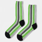 Chaussette Motif de rayures vert noir blanc  (Gauche)