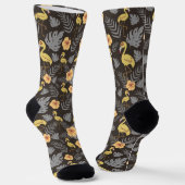 Chaussette motif sans couture Flamant rose avec fleurs et feu (Angulaire)