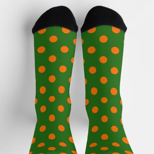 Chaussette Orange On Green Polka Dots Pattern Design  (Haut)