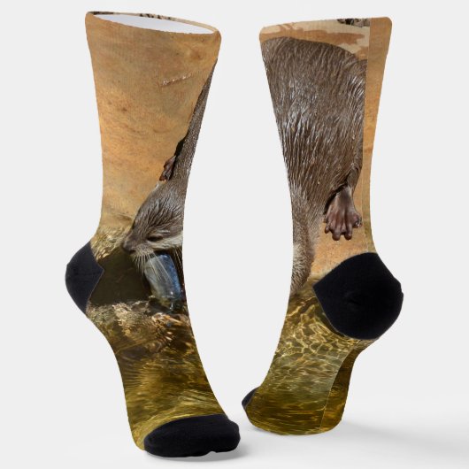 Chaussette Otter Mangeant Un Poisson, Chaussettes D'Équipage (Angulaire)