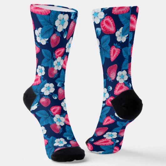 Chaussette Pink strawberries on blue (Angulaire)