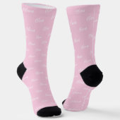 Chaussette Simple moderne Blush Pink Script Nom répétitif (Angulaire)