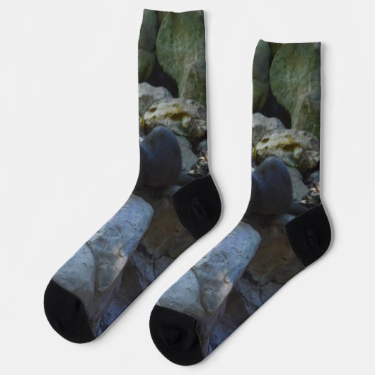 Chaussette **"Sips by the Stream : Otters Drinking from River (Gauche)