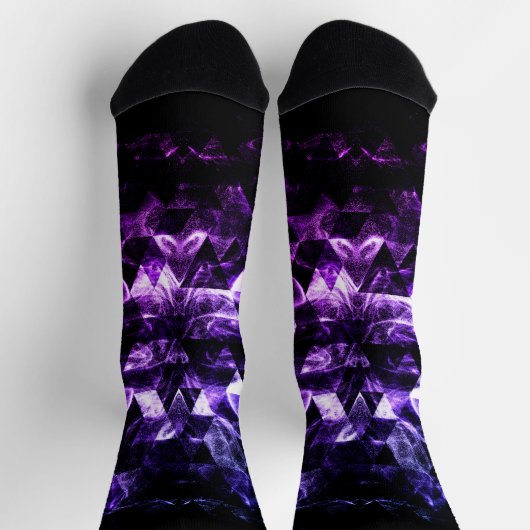 Chaussette Triangle noir pourpre Géométrique Fumé Abstrait (Haut)