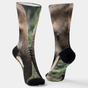Chaussette "Trunk to Trunk : A Gentle Elephant Embrasser"