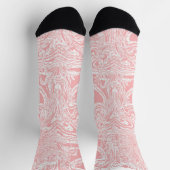 Chaussette un design abstrait rose et blanc sur un fond blanc (Haut)