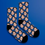 Chaussettes photo personnalisées Funny - bleu clas<br><div class="desc">Faites des chaussettes amusantes recouvertes de votre visage ou d'un ami avec ce modèle facile à utiliser. téléchargez simplement un découpage du visage ou de l'objet que vous utilisez pour l'utiliser avec un arrière - plan transparent, et voilà ! assurez-vous de rogner l'image aussi serré que possible sur le visage/l'objet....</div>