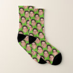 Chaussettes photo personnalisées Funny - Vert citr<br><div class="desc">Faites des chaussettes amusantes recouvertes de votre visage ou d'un ami avec ce modèle facile à utiliser. téléchargez simplement un découpage du visage ou de l'objet que vous utilisez pour l'utiliser avec un arrière - plan transparent, et voilà ! assurez-vous de rogner l'image aussi serré que possible sur le visage/l'objet....</div>