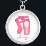 Chaussures de ballet Collier d'enseignant de danse<br><div class="desc">Présente une illustration marqueuse originale d'une paire de chaussures pointes roses. Personnalisez simplement pour un cadeau unique pour votre danseuse ou professeur de danse préféré!</div>