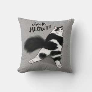 Check Meowt. Funny Black and White Cat Sploot Kussen