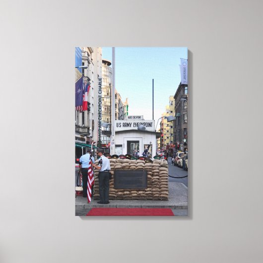 Checkpoint Charlie Berlin | Kleurversie Canvas Afdruk (Voorkant)