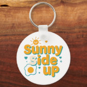 Cheerful "Sunny Side Up" with Egg and Sun Sleutelhanger (Achterkant)