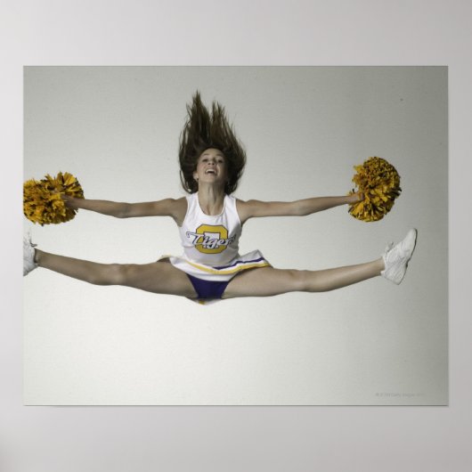 Cheerleader doet spleten in de lucht poster (Voorkant)