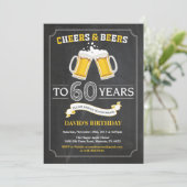 Cheers and Beers 60th Birthday Invitation Card Kaart (Staand voorkant)