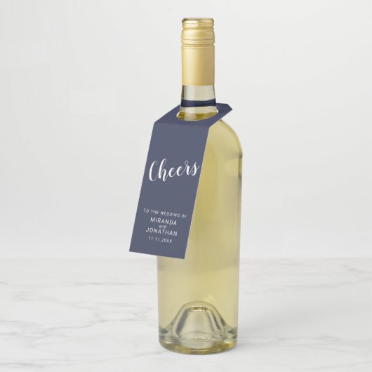 'Cheers' Modern Script Navy Blue Wedding Flessenhanger (Schuin)