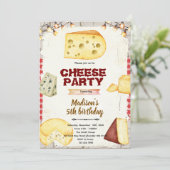 Cheese theme party invitation (Debout devant)