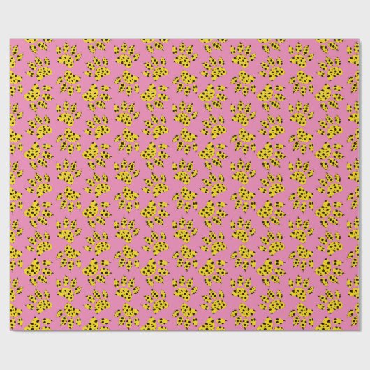 Cheetah Paw print patroon op roze Cadeaupapier (Vlak)