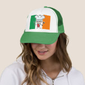 Chef casquette avec drapeau irlandais et dessin an (En situation)