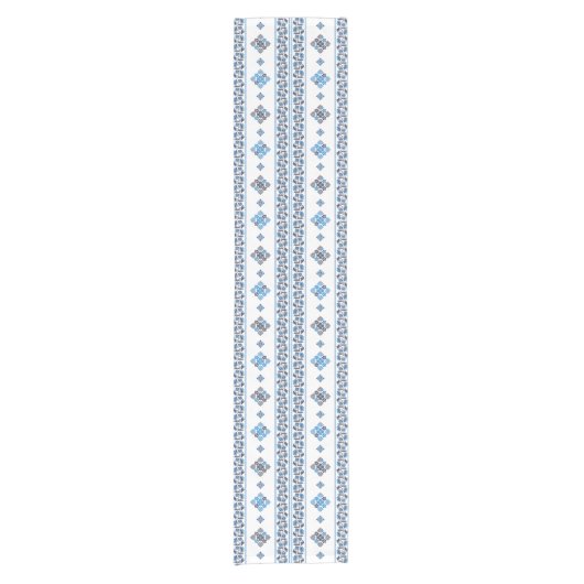 CHEMIN DE TABLE COURT . (Devant)