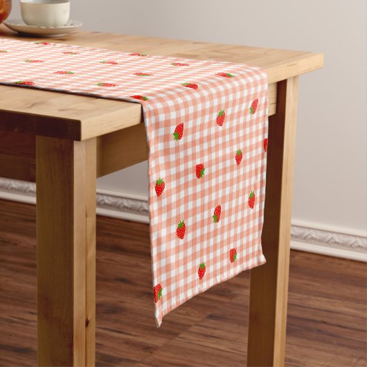 CHEMIN DE TABLE COURT いちご＆ギンガムチェック（サーモンピンク） (In Situ)
