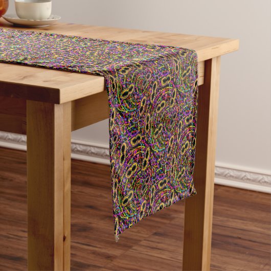 Chemin De Table Court Art de Mardi Gras (In Situ)