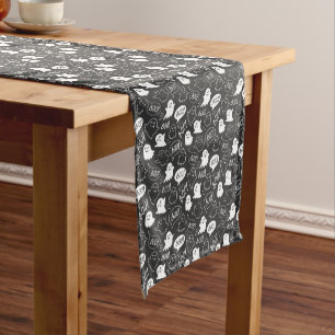 Chemin De Table Court B&W Cute Doodle Halloween Motif