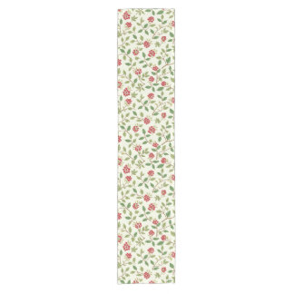 Chemin De Table Court baies fraîches et feuilles