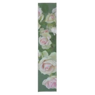 Chemin De Table Court Beau jardin rose clair roses