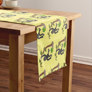 Chemin De Table Court Caricature de bébé gorille joyeux