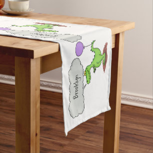 Chemin De Table Court Caricature de dragon dragon drôle et vert respiran