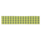 Chemin De Table Court Chartreuse Vert Abstrait Hydrangea Blooms Motif (Horizontal)