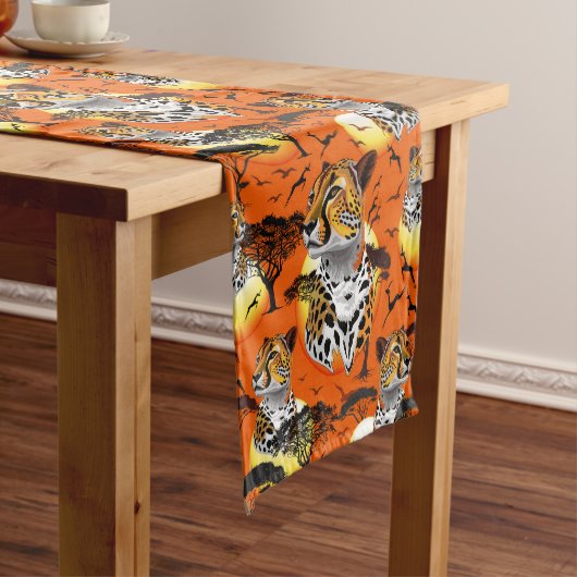 Chemin De Table Court Cheetah African Feline Wild Animal (In Situ)