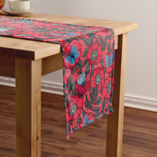 Chemin De Table Court Chien rose et papillons en rouge et bleu
