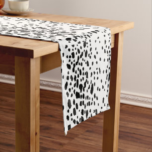Chemin De Table Court Coureur de table dalmate de pattes pour décor