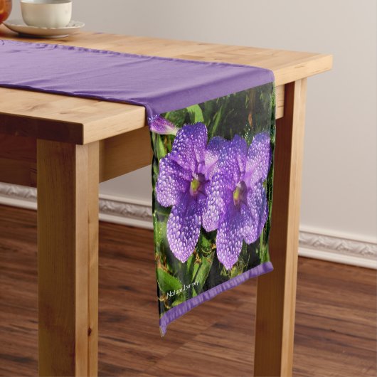 Chemin De Table Court Coureur de table violet (In Situ)