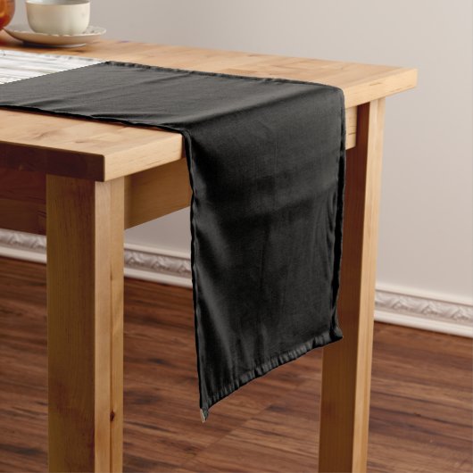 Chemin De Table Court Crocodile du Nil (In Situ)