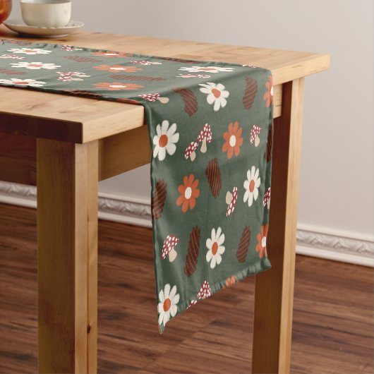 Chemin De Table Court Cute motif douillette avec fleurs champignon & pin (In Situ)