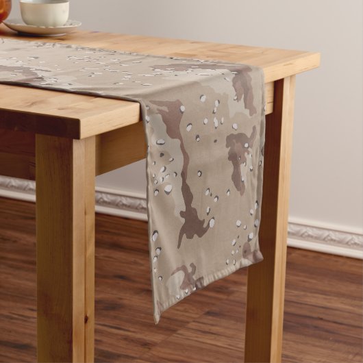 Chemin De Table Court Desert Camo (In Situ)