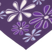 Chemin De Table Court Doodle de fleurs violettes foncées (Coin)